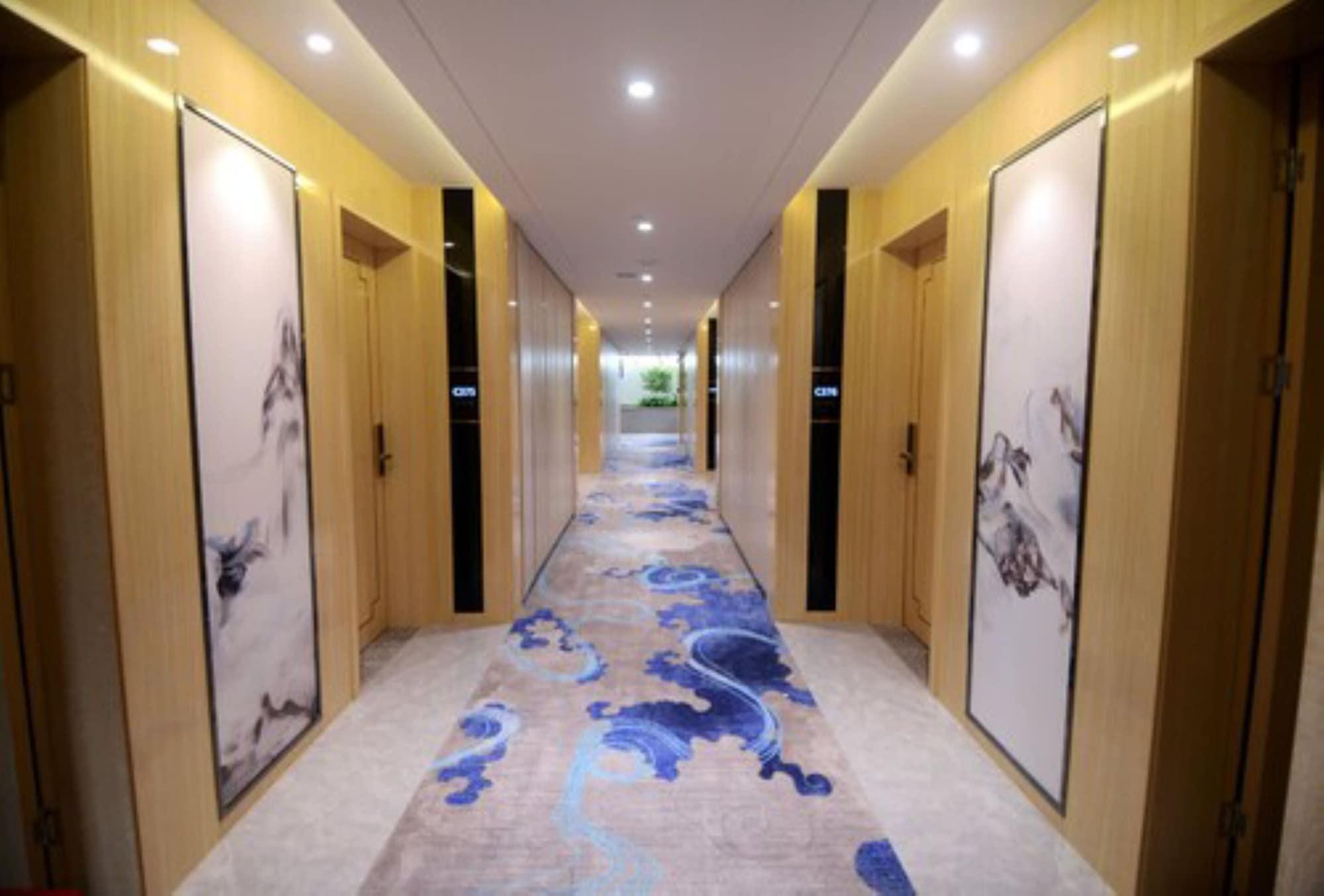 Ramada Shenzhen Baoan Hotel Exterior foto