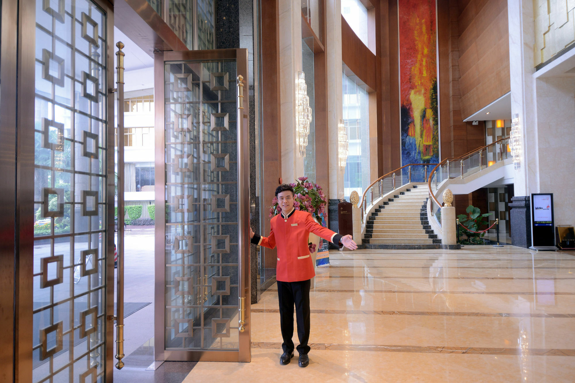 Ramada Shenzhen Baoan Hotel Exterior foto